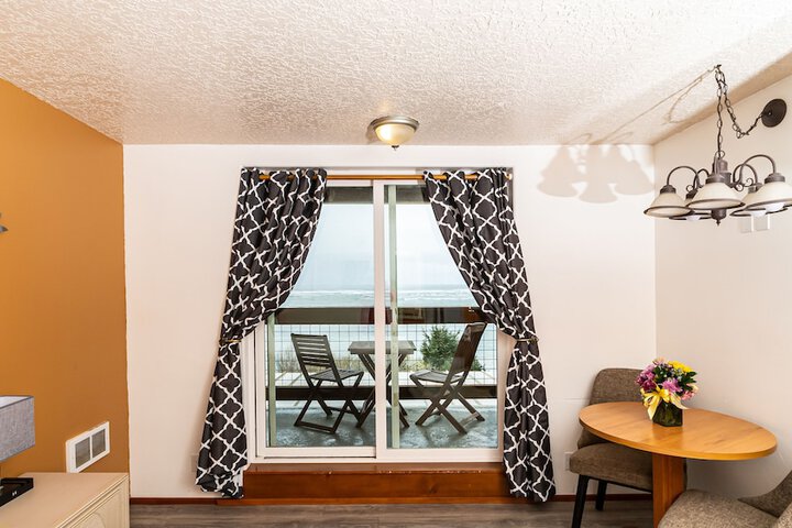 Terimore Bayfront Inn