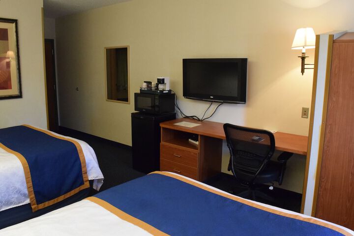 Room 30 of 38