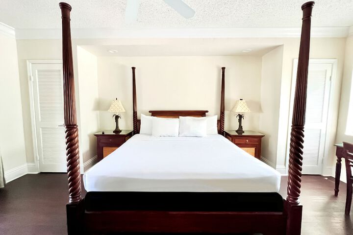 Room 35 of 37