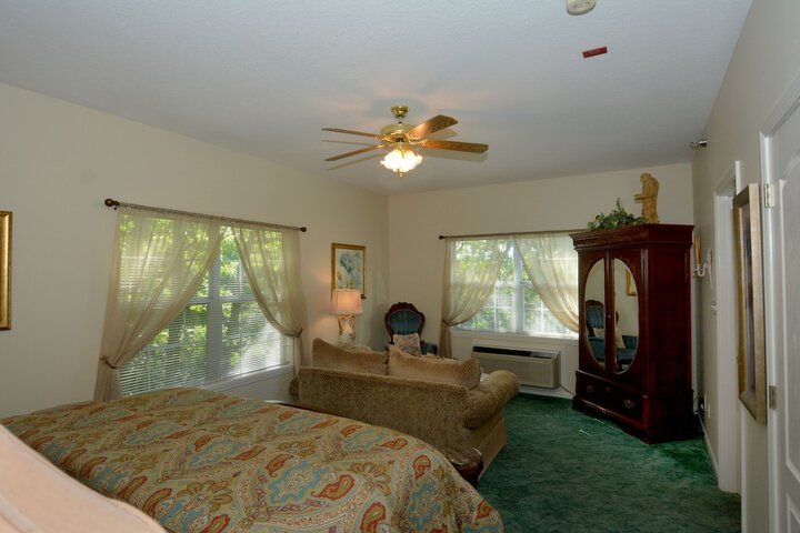 Room 26 of 41