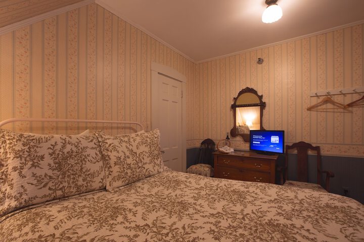 Room 48 of 53