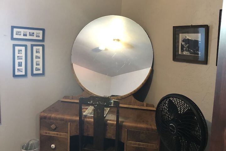 Room 21 of 68