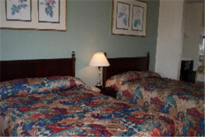 Somerville Inn and Suites