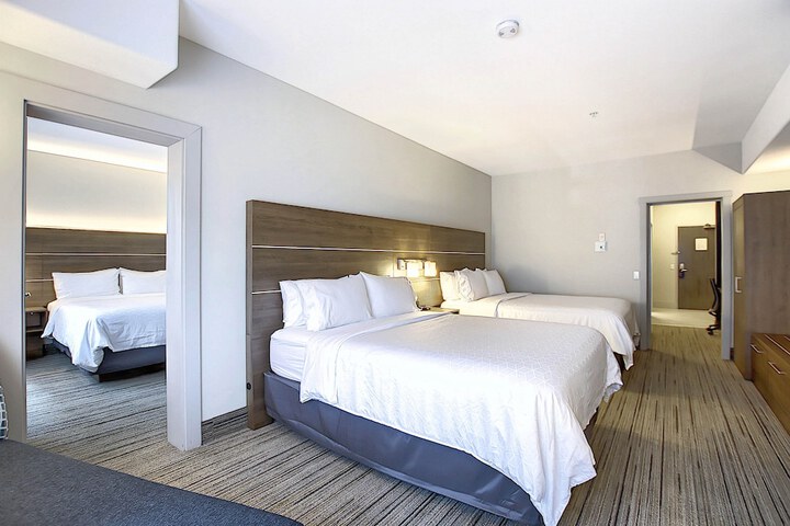 Room 20 of 42