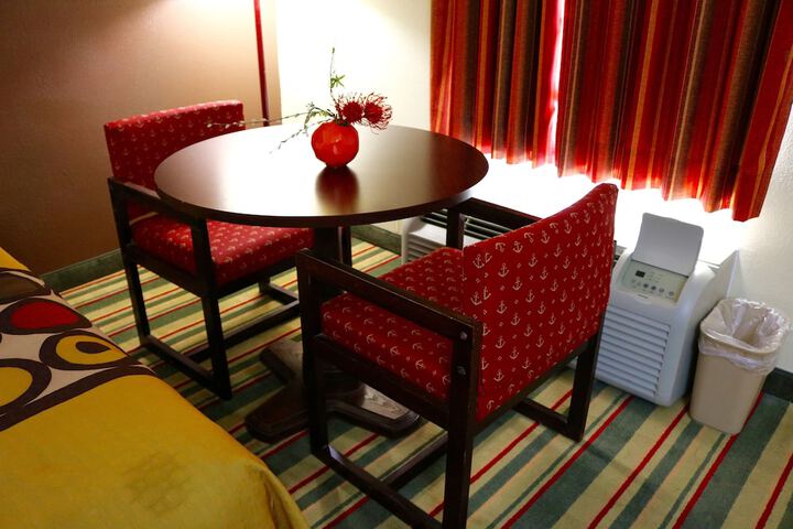 Super 8 by Wyndham Dublin