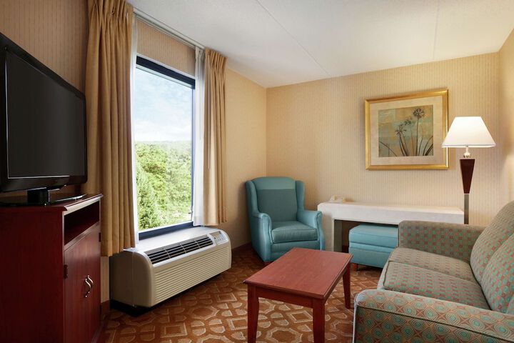 Room 20 of 27