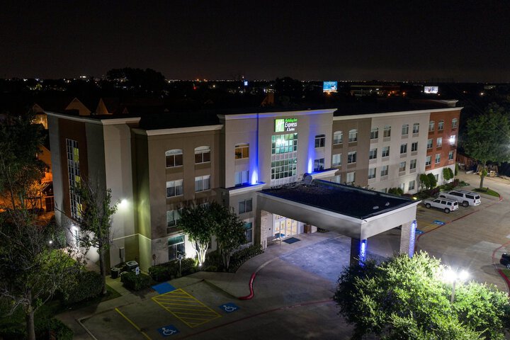 Hotel 2 of 53