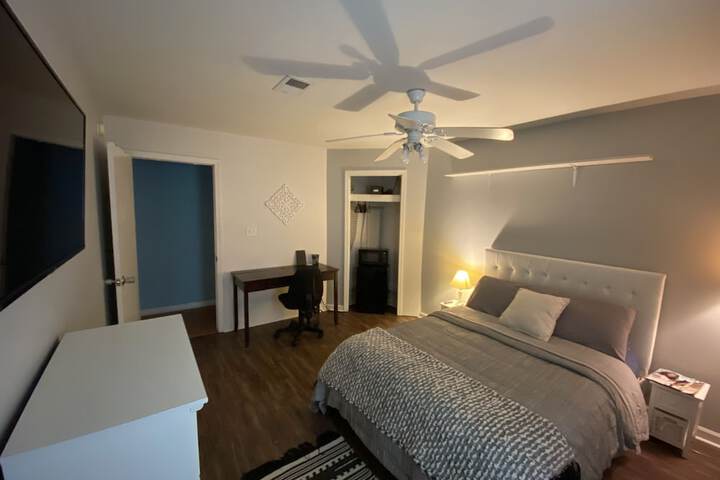 Room 15 of 25