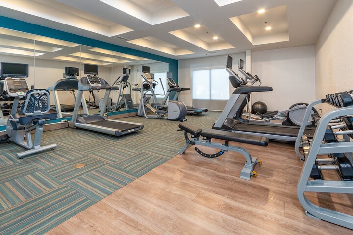 Holiday Inn Express Hotel & Suites Tupelo by IHG