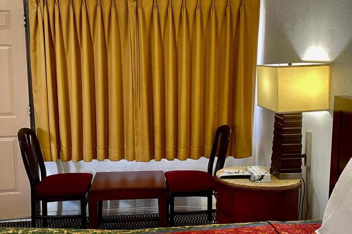 Desert Inn