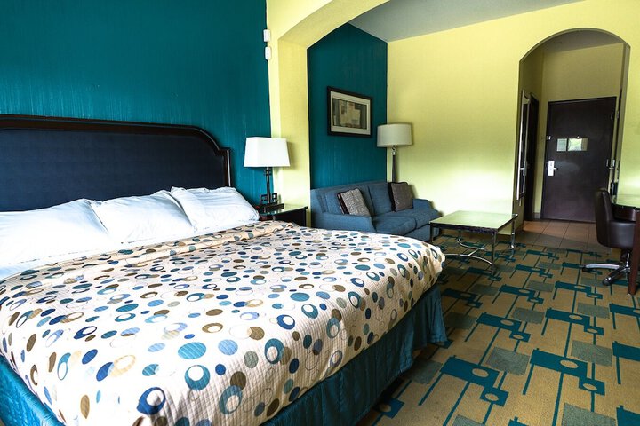 Rivers Inn & Suites