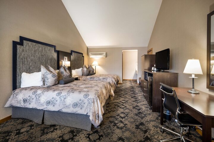 Room 37 of 43