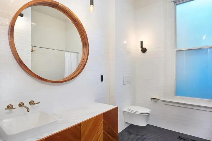 New Listing! Mountain-view Hideaway W / Hot Tub 4 Bedroom Home
