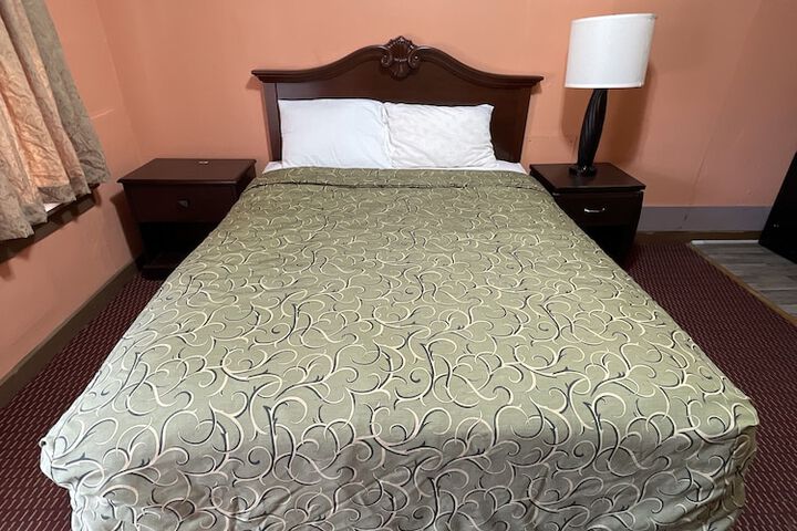 Room 19 of 27