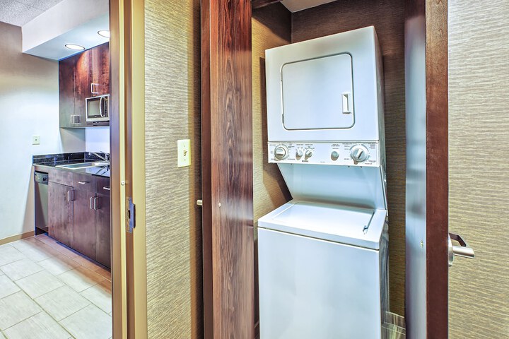 Room 20 of 36