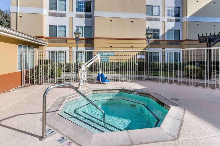 Pool 3 of 30