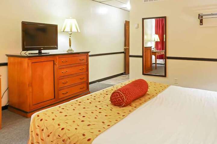 Room 37 of 47