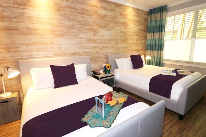 Room 20 of 33