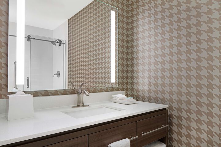 Home2 suites by Hilton Carlsbad, New Mexico