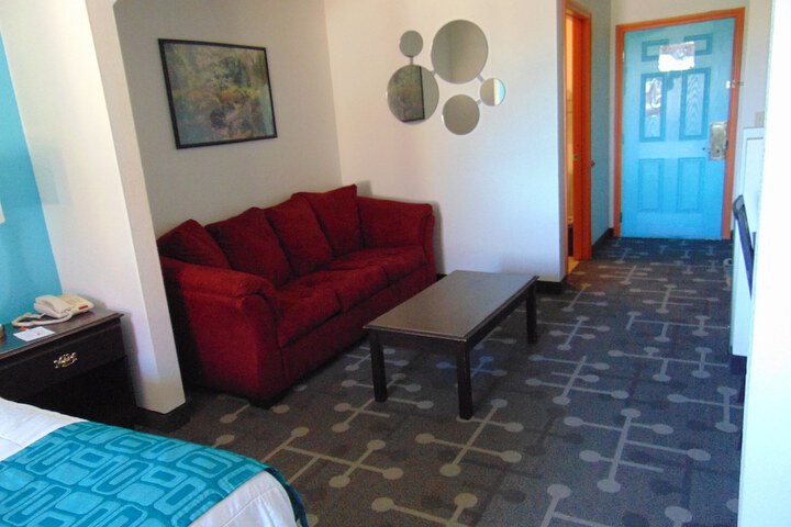 Room 42 of 48