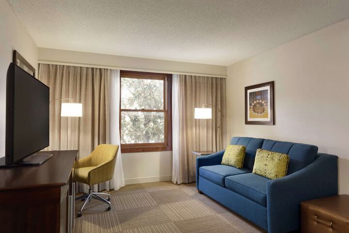 Hampton Inn & Suites Springdale