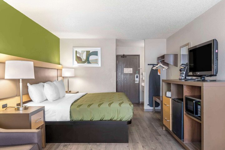 Quality Inn & Suites Delaware South