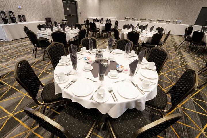 Holiday Inn Hotels and Suites Mount Pleasant by IHG
