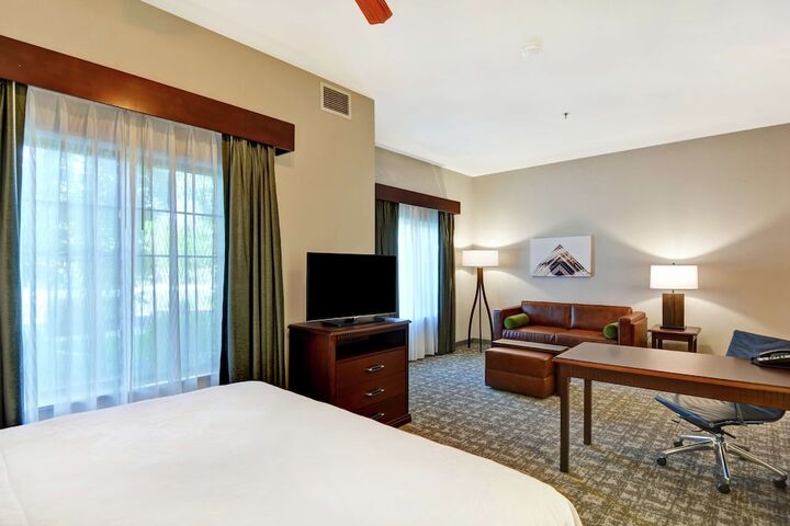 Room 40 of 60