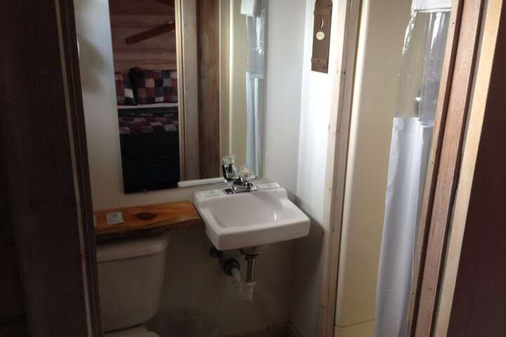 Room 16 of 46