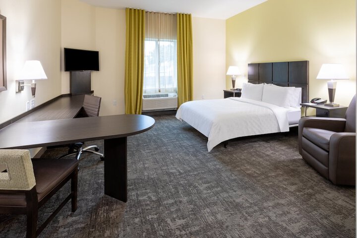 Room 30 of 37