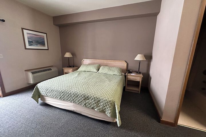 Timber Lodge Inn