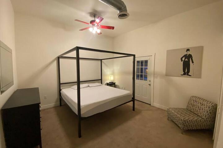 Chic Historic Loft Apartment in Downtown Kittanning