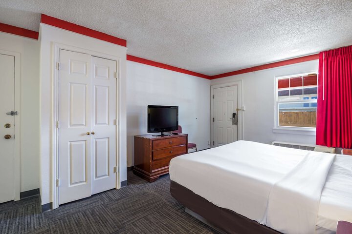 Room 21 of 57
