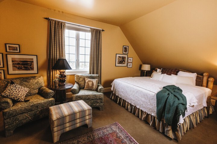 Room 35 of 72