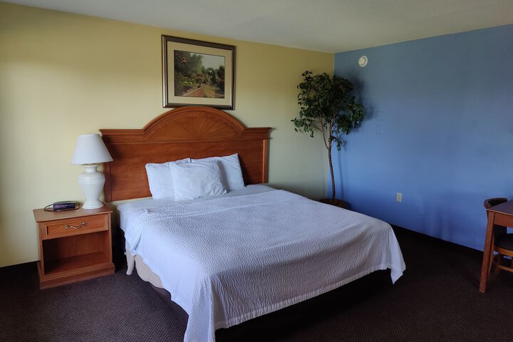 Room 20 of 33