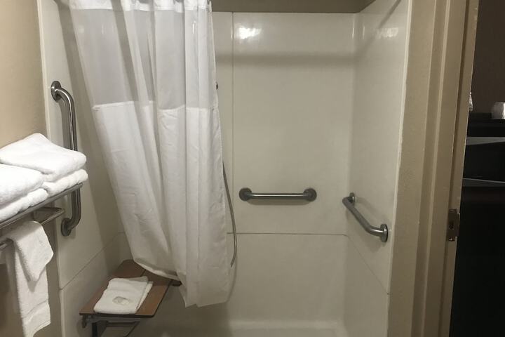 Room 17 of 45