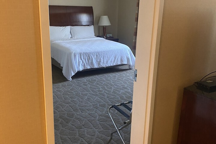 Room 13 of 23
