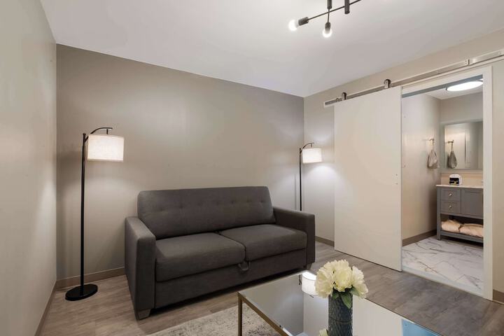 Room 12 of 41