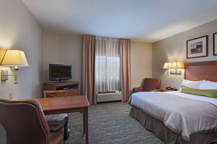 Room 21 of 27