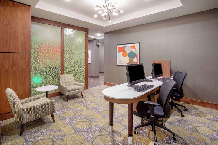 Business Center 45 of 45