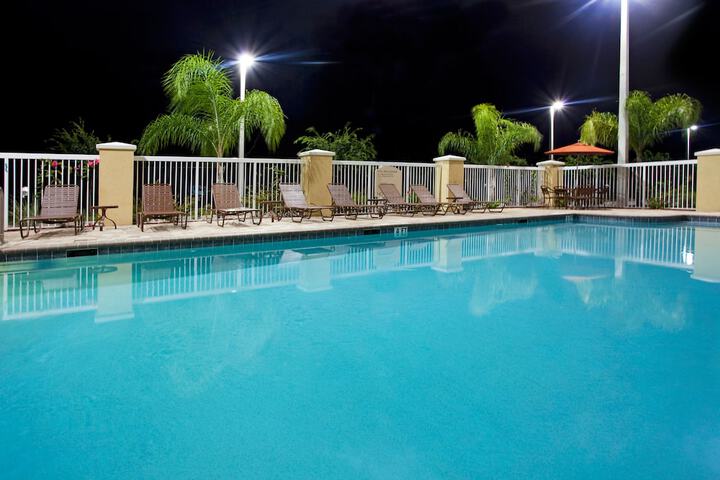 Pool 5 of 39