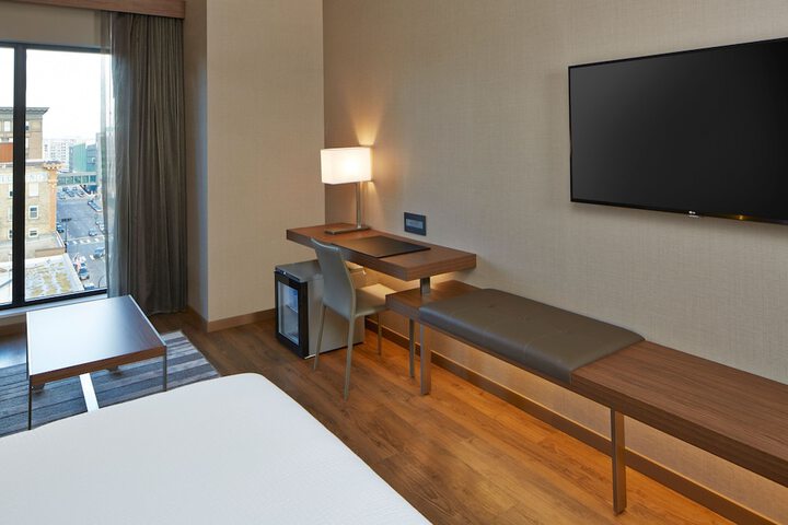 Room 10 of 47