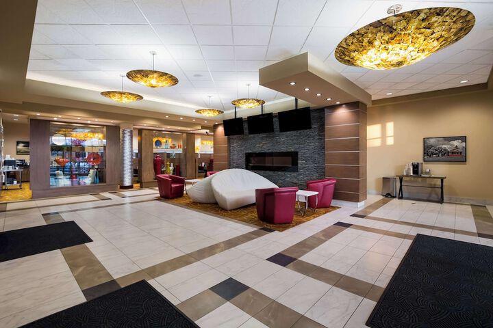 Hotel Interior 17 of 88