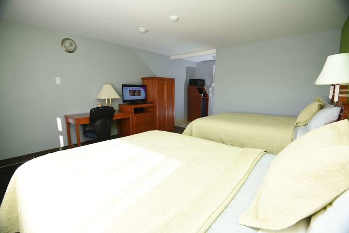 Room 39 of 40