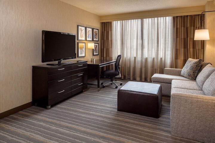 Room 14 of 34