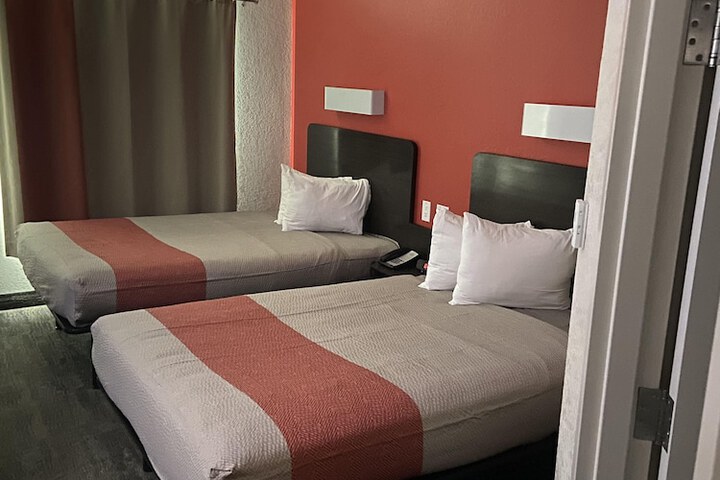 Room 20 of 56