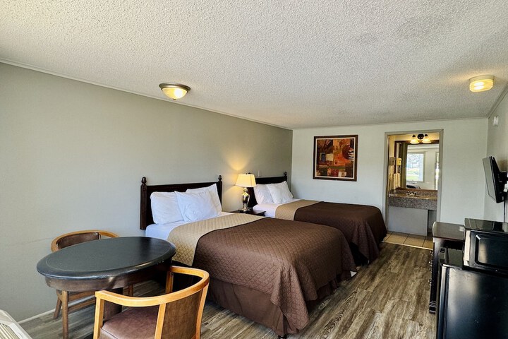 Room 19 of 40