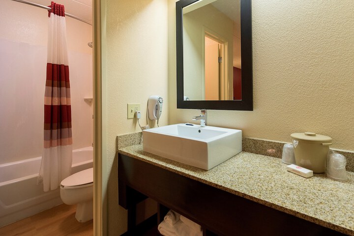 Red Roof Inn Washington PA