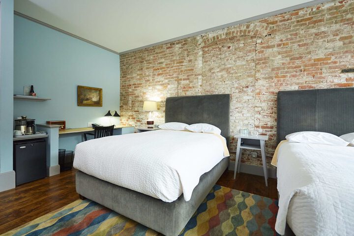 Room 46 of 78