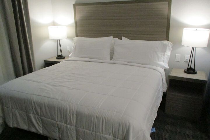 Room 5 of 19